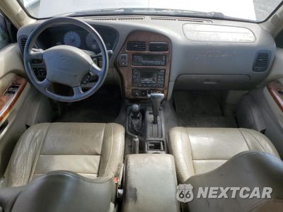 Zdjęcie 8 z 13 samochodu: 1998 INFINITI QX4 VIN:JNRAR05Y0WW028931 - miniatura