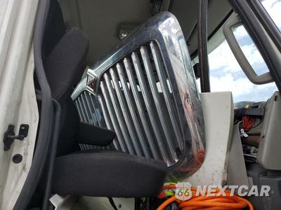 Piąte zdjęcie samochodu w środku: 2016 INTERNATIONAL PROSTAR VIN:3HSDJAPR2GN131125 - miniatura