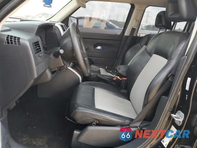 Zdjęcie 7 z 13 samochodu: 2008 JEEP PATRIOT SPORT VIN:1J8FT28078D799130 - miniatura