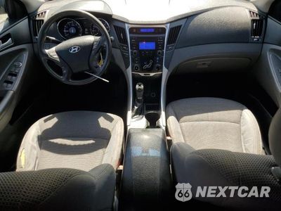 Zdjęcie 8 z 12 samochodu: 2013 HYUNDAI SONATA GLS VIN:5NPEB4AC9DH530413 - miniatura