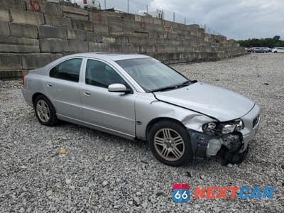 Czwarte zdjęcie samochodu z boku: 2005 VOLVO S60 2.5T VIN:YV1RS592852471225 - miniatura
