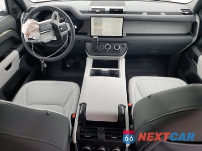 Zdjęcie 8 z 16 samochodu: 2025 LAND ROVER DEFENDER 130 S VIN:SALEJFFU5S2410289 - miniatura