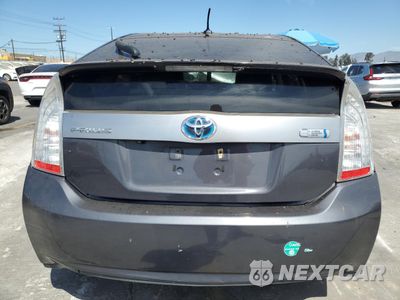 Zdjęcie 6 z 14 samochodu: 2014 TOYOTA PRIUS PLUG-IN VIN:JTDKN3DP0E3057615 - miniatura