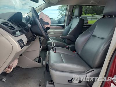 Zdjęcie 7 z 15 samochodu: 2011 VOLKSWAGEN ROUTAN SE VIN:2V4RW3DG2BR695501 - miniatura