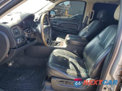 Zdjęcie 7 z 13 samochodu: 2007 GMC YUKON DENALI VIN:1GKFK63817J138292 - miniatura