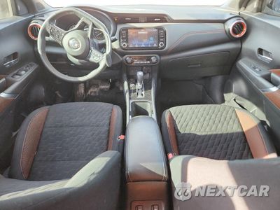 Zdjęcie 8 z 14 samochodu: 2021 NISSAN KICKS SR VIN:3N1CP5DV5ML531461 - miniatura