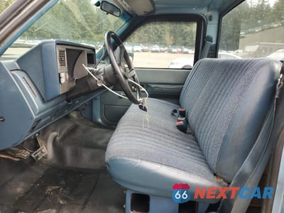 Zdjęcie 7 z 14 samochodu: 1990 CHEVROLET GMT-400 C2500 VIN:1GCFC24K8LE131130 - miniatura