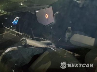 Zdjęcie 8 z 12 samochodu: 2021 TESLA MODEL S VIN:5YJSA1E52MF453771 - miniatura