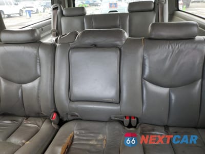 Zdjęcie 10 z 15 samochodu: 2006 GMC YUKON XL K1500 VIN:3GKFK16Z26G109245 - miniatura