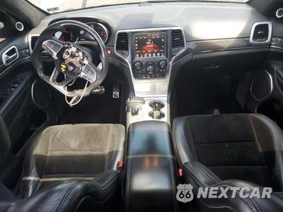 Zdjęcie 8 z 13 samochodu: 2015 JEEP GRAND CHEROKEE SRT-8 VIN:1C4RJFDJ1FC182227 - miniatura