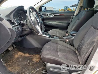 Zdjęcie 7 z 13 samochodu: 2018 NISSAN SENTRA S VIN:3N1AB7AP1JL649865 - miniatura