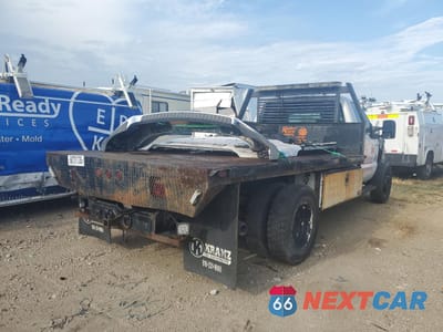 Trzecie zdjęcie samochodu z tyłu: 2012 FORD F550 SUPER DUTY VIN:1FDUF5HT5CED20350 - miniatura