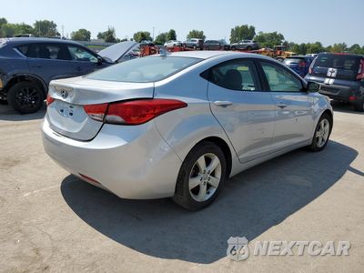 Trzecie zdjęcie samochodu z tyłu: 2011 HYUNDAI ELANTRA GLS VIN:5NPDH4AE9CH099131 - miniatura