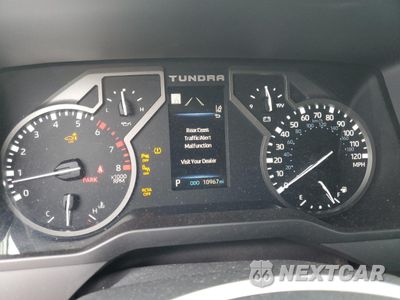 Zdjęcie 9 z 14 samochodu: 2024 TOYOTA TUNDRA CREWMAX SR VIN:5TFLA5AB5RX040246 - miniatura