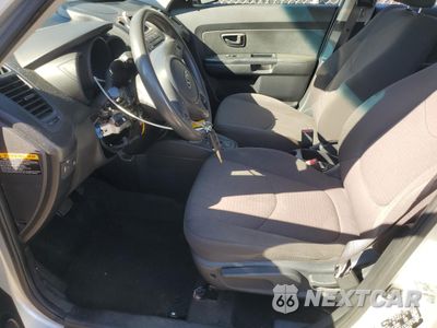 Zdjęcie 7 z 13 samochodu: 2012 KIA SOUL VIN:KNDJT2A56C7429138 - miniatura