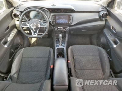 Zdjęcie 8 z 14 samochodu: 2021 NISSAN KICKS SV VIN:3N1CP5CV0ML466181 - miniatura
