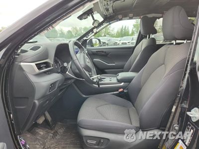 Zdjęcie 7 z 15 samochodu: 2023 TOYOTA HIGHLANDER L VIN:5TDKDRAH1PS510936 - miniatura