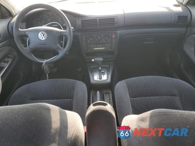 Zdjęcie 8 z 12 samochodu: 1999 VOLKSWAGEN PASSAT GLS VIN:WVWAA63B1XE507312 - miniatura