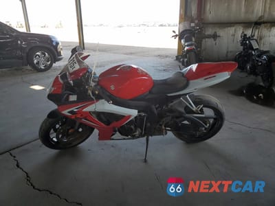 Trzecie zdjęcie samochodu z tyłu: 2007 SUZUKI GSX-R600 VIN:JS1GN7DA672105596 - miniatura