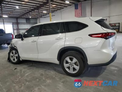 Drugie zdjęcie samochodu z przodu: 2021 TOYOTA HIGHLANDER L L VIN:5TDBZRBH6MS541773 - miniatura