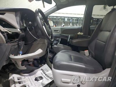 Zdjęcie 7 z 13 samochodu: 2018 TOYOTA SIENNA LE 7-PASSENGER VIN:5TDJZ3DC6JS206454 - miniatura