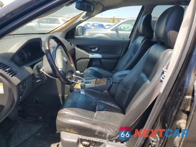 Zdjęcie 7 z 13 samochodu: 2004 VOLVO XC90 T6 VIN:YV1CZ91H941107652 - miniatura