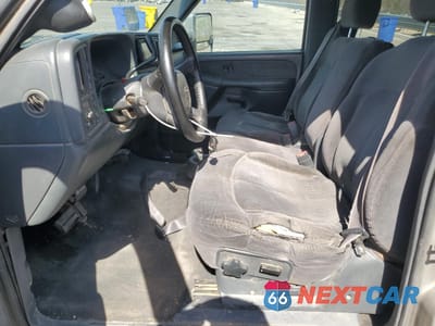 Zdjęcie 7 z 14 samochodu: 2002 CHEVROLET SILVERADO K2500 HEAVY DUTY VIN:1GCHK23102F172400 - miniatura
