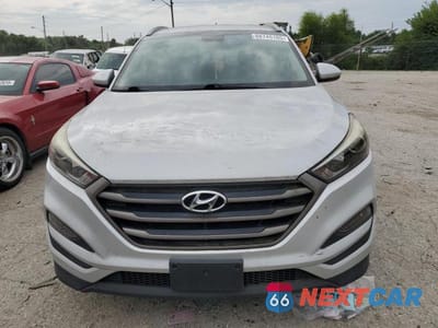 Piąte zdjęcie samochodu w środku: 2016 HYUNDAI TUCSON LIMITED VIN:KM8J3CA40GU135184 - miniatura
