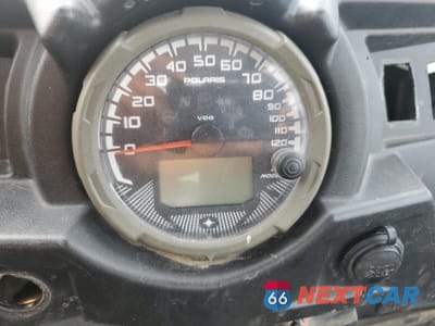 Zdjęcie 8 z 11 samochodu: 2015 POLARIS RZR S 900 EPS VIN:3NSVBE879FF382195 - miniatura