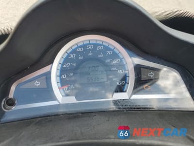 Zdjęcie 7 z 10 samochodu: 2018 HONDA PCX 150 VIN:RLHKF1800JY300559 - miniatura