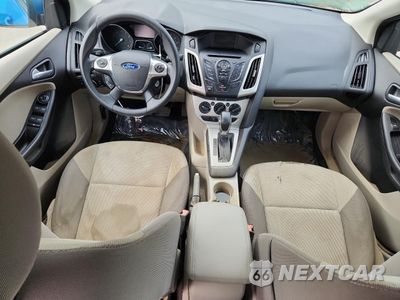 Zdjęcie 8 z 12 samochodu: 2014 FORD FOCUS SE VIN:1FADP3F28EL359244 - miniatura