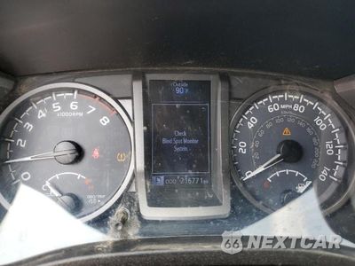Zdjęcie 9 z 12 samochodu: 2018 TOYOTA TACOMA DOUBLE CAB VIN:5TFCZ5AN1JX157989 - miniatura