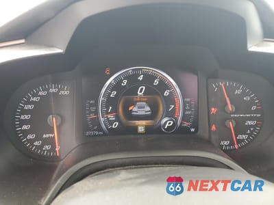 Zdjęcie 9 z 14 samochodu: 2014 CHEVROLET CORVETTE STINGRAY 2LT VIN:1G1YD2D74E5109509 - miniatura