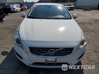 Piąte zdjęcie samochodu w środku: 2012 VOLVO S60 T5 VIN:YV1622FS4C2099854 - miniatura