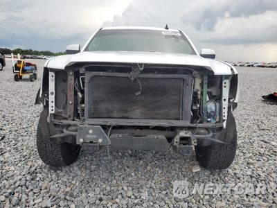 Piąte zdjęcie samochodu w środku: 2017 GMC SIERRA K1500 VIN:1GTV2LEC2HZ202012 - miniatura