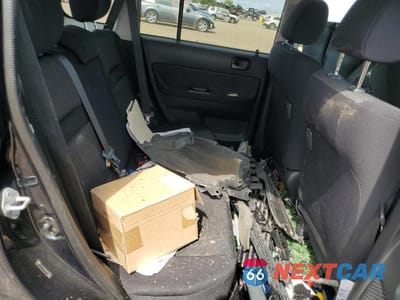 Zdjęcie 11 z 13 samochodu: 2005 TOYOTA SCION XB VIN:JTLKT334354003978 - miniatura