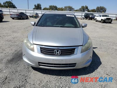 Piąte zdjęcie samochodu w środku: 2009 HONDA ACCORD LX VIN:1HGCP26379A057990 - miniatura