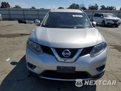 Piąte zdjęcie samochodu w środku: 2015 NISSAN ROGUE S VIN:5N1AT2ML5FC821206 - miniatura