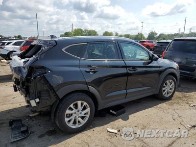 Trzecie zdjęcie samochodu z tyłu: 2021 HYUNDAI TUCSON LIMITED VIN:KM8J33A41MU350617 - miniatura