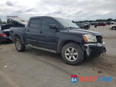 Czwarte zdjęcie samochodu z boku: 2015 NISSAN TITAN S VIN:1N6AA0EJ0FN508058 - miniatura