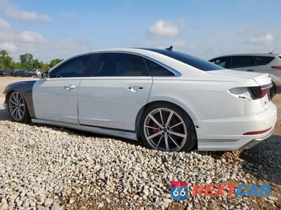 Drugie zdjęcie samochodu z przodu: 2023 AUDI S8 VIN:WAULSAF80PN003209 - miniatura