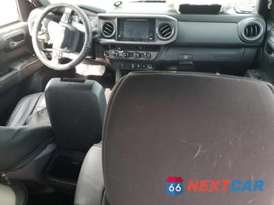 Zdjęcie 8 z 12 samochodu: 2018 TOYOTA TACOMA DOUBLE CAB VIN:5TFCZ5AN9JX134878 - miniatura