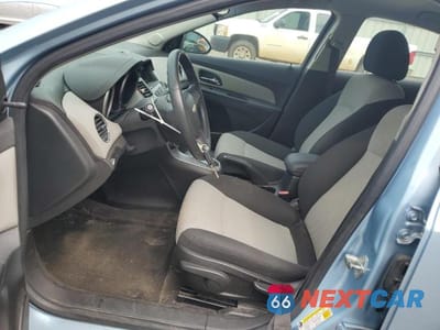 Zdjęcie 7 z 12 samochodu: 2011 CHEVROLET CRUZE LS VIN:1G1PC5SH6B7107918 - miniatura