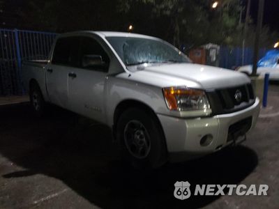 Czwarte zdjęcie samochodu z boku: 2014 NISSAN TITAN S VIN:1N6AA0EKXEN520354 - miniatura