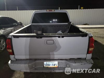 Zdjęcie 6 z 12 samochodu: 2006 CHEVROLET SILVERADO C1500 VIN:2GCEC13T361201154 - miniatura