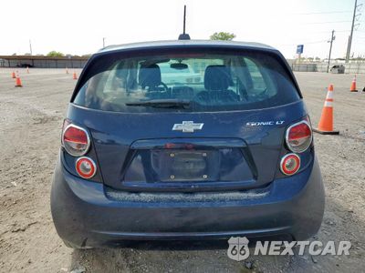 Zdjęcie 6 z 12 samochodu: 2015 CHEVROLET SONIC LT VIN:1G1JC6SH5F4115382 - miniatura