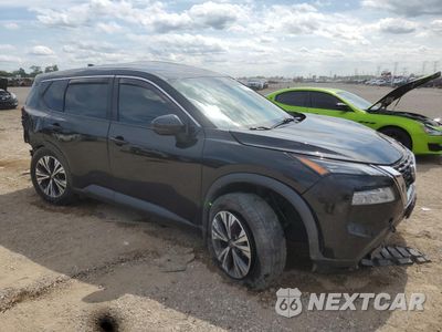 Czwarte zdjęcie samochodu z boku: 2021 NISSAN ROGUE SV VIN:5N1AT3BB8MC831094 - miniatura