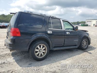 Trzecie zdjęcie samochodu z tyłu: 2004 LINCOLN NAVIGATOR VIN:5LMFU28R14LJ39306 - miniatura