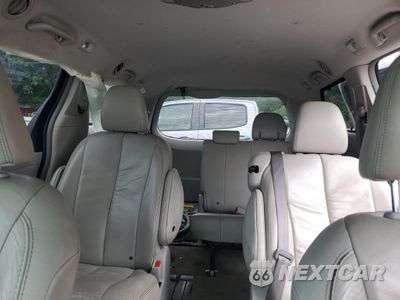 Zdjęcie 10 z 15 samochodu: 2011 TOYOTA SIENNA XLE VIN:5TDYK3DCXBS175794 - miniatura