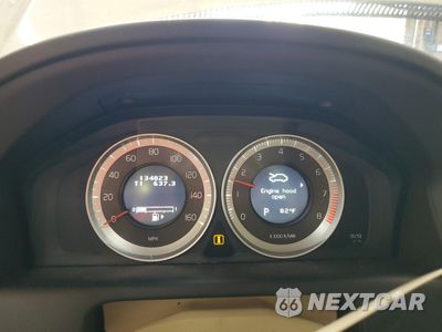 Zdjęcie 9 z 13 samochodu: 2013 VOLVO XC60 T6 VIN:YV4902DZ3D2443911 - miniatura
